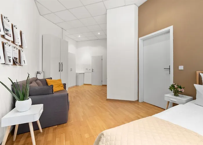 33 J Prenzlauerberg Berlino