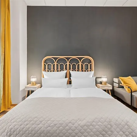 33 J Prenzlauerberg برلين