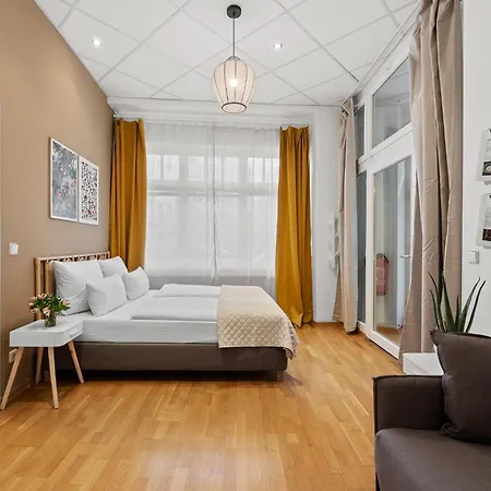 33 J Prenzlauerberg *